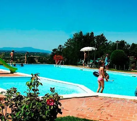 Apartment Sleeps 2 Pool Wifi *